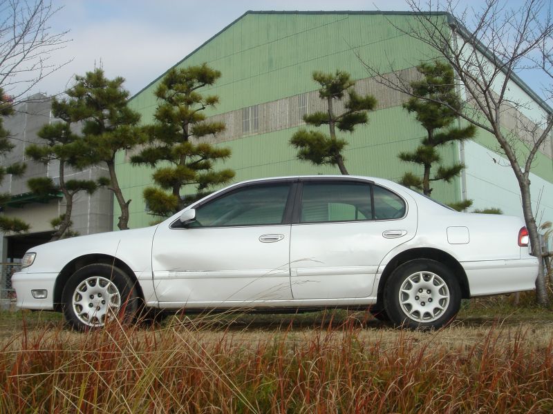 Nissan cefiro 1997