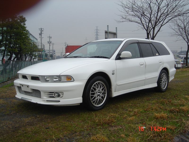 Mitsubishi legnum 1997