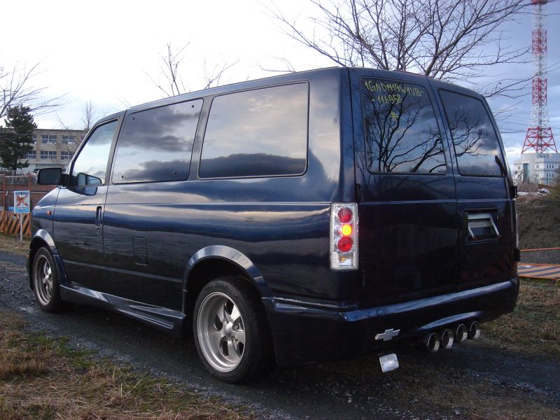 Chevrolet astro 2000