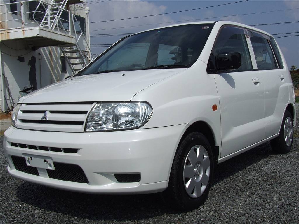 Mitsubishi dingo 2001
