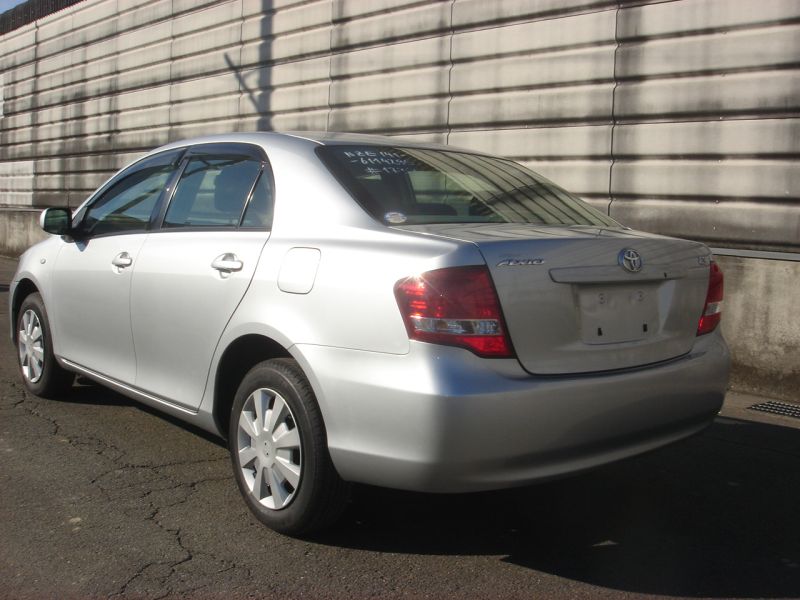 Toyota corolla axio 2009