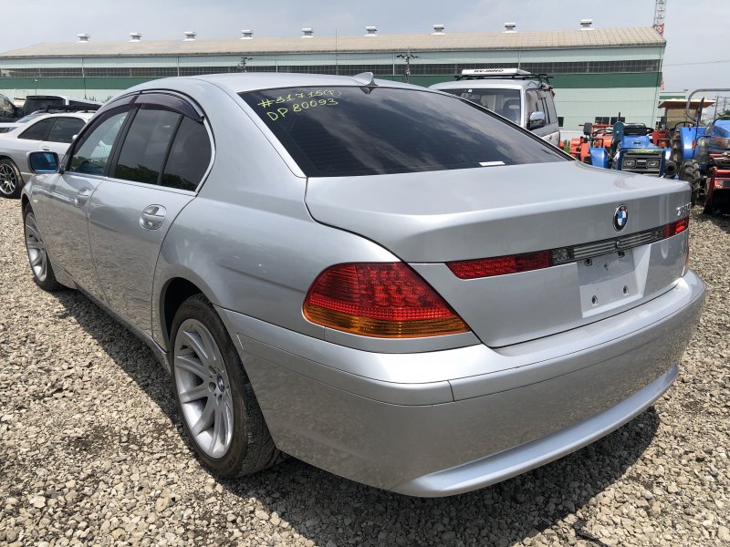 Бмв 735i 2002