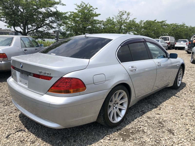 Бмв 735i 2002