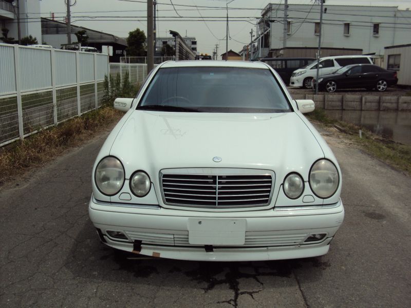 E240 мерседес 1999 E240 мерседес 1999