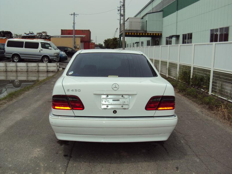 E240 мерседес 1999 E240 мерседес 1999