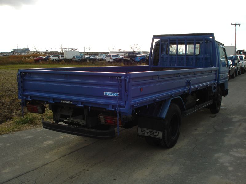 Mazda titan 1990