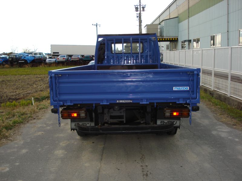 Mazda titan 1990