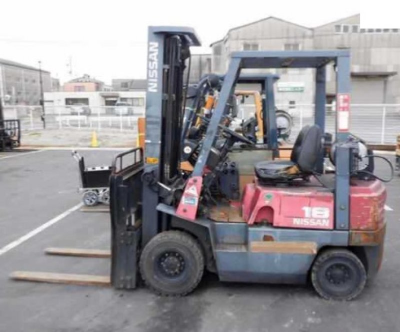 Nissan j01 погрузчик