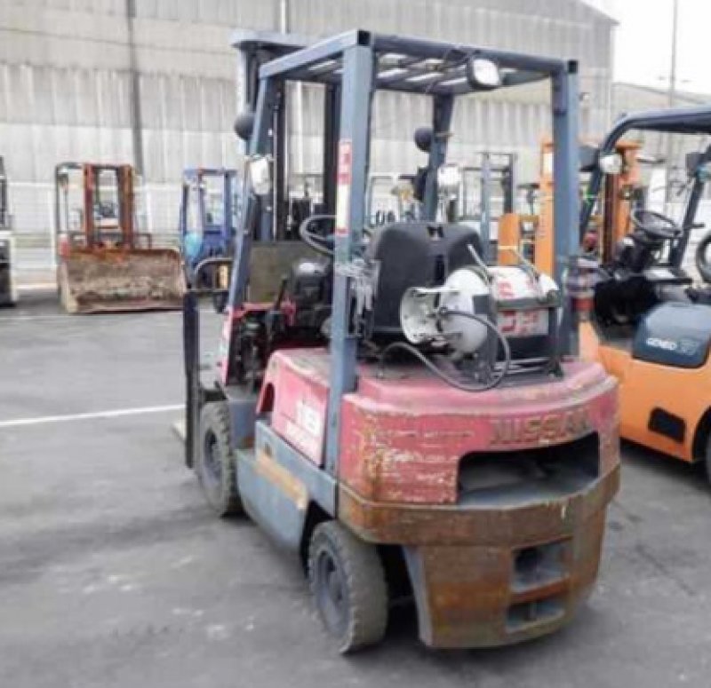 Nissan j01 погрузчик