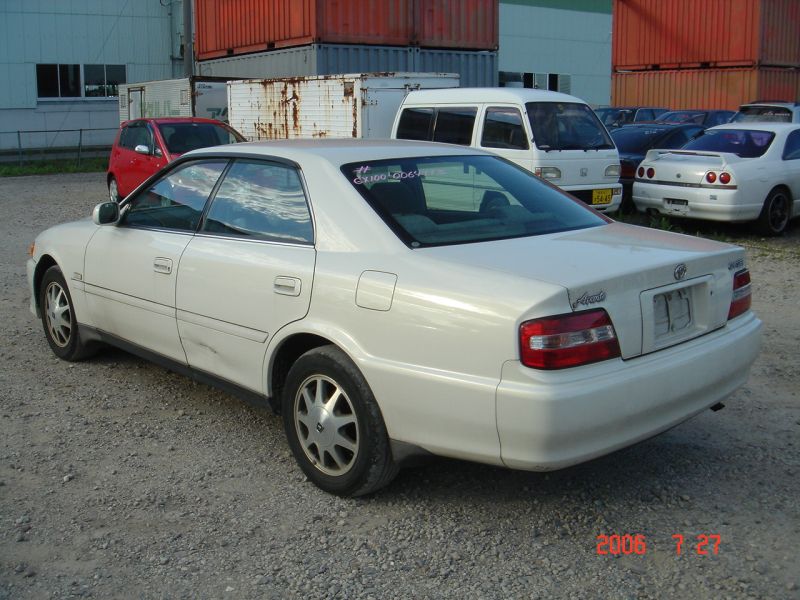 Toyota chaser avante