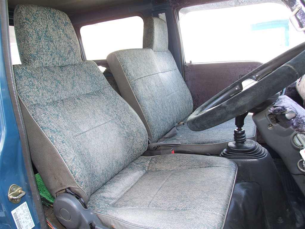 Toyota platz салон