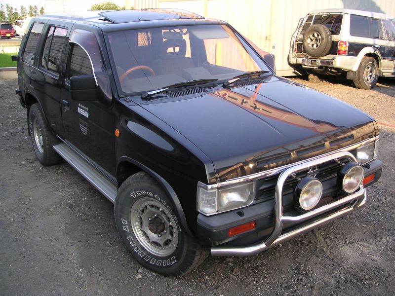 Nissan terrano 1990
